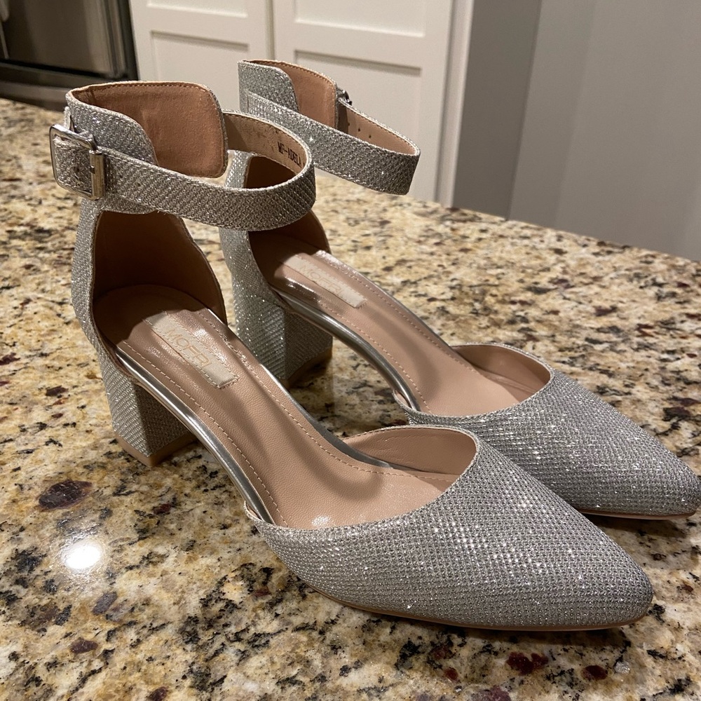 MOFRI heels
